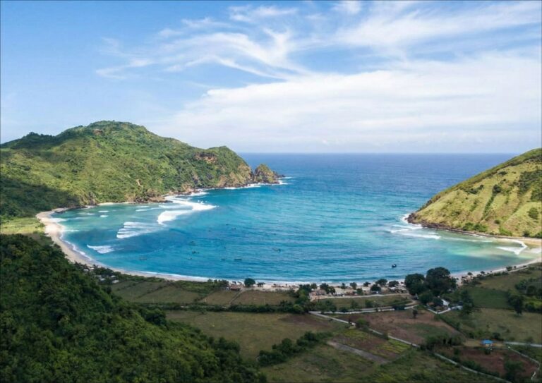 view pantai mawun lombok